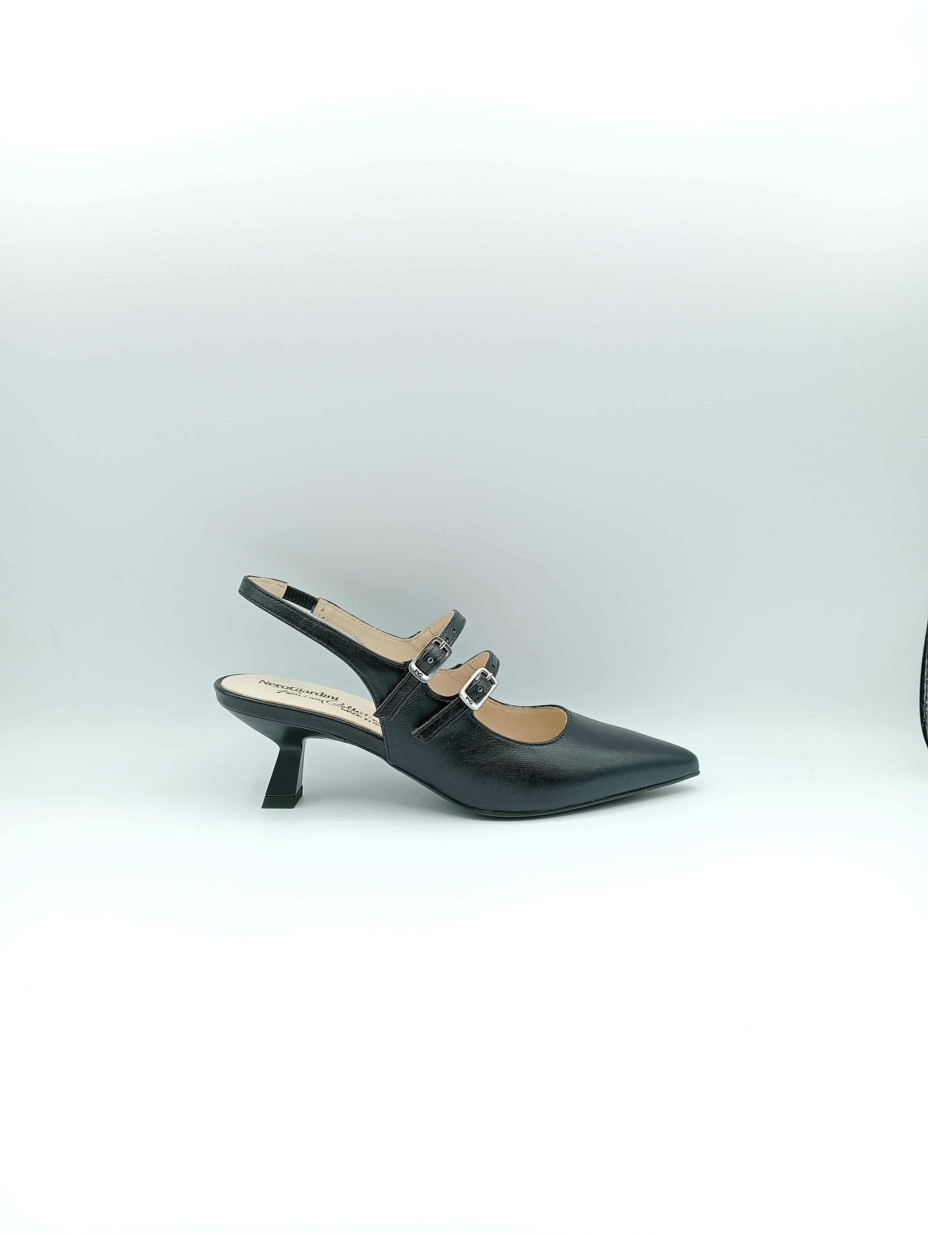 Slingback NeroGiardini in pelle