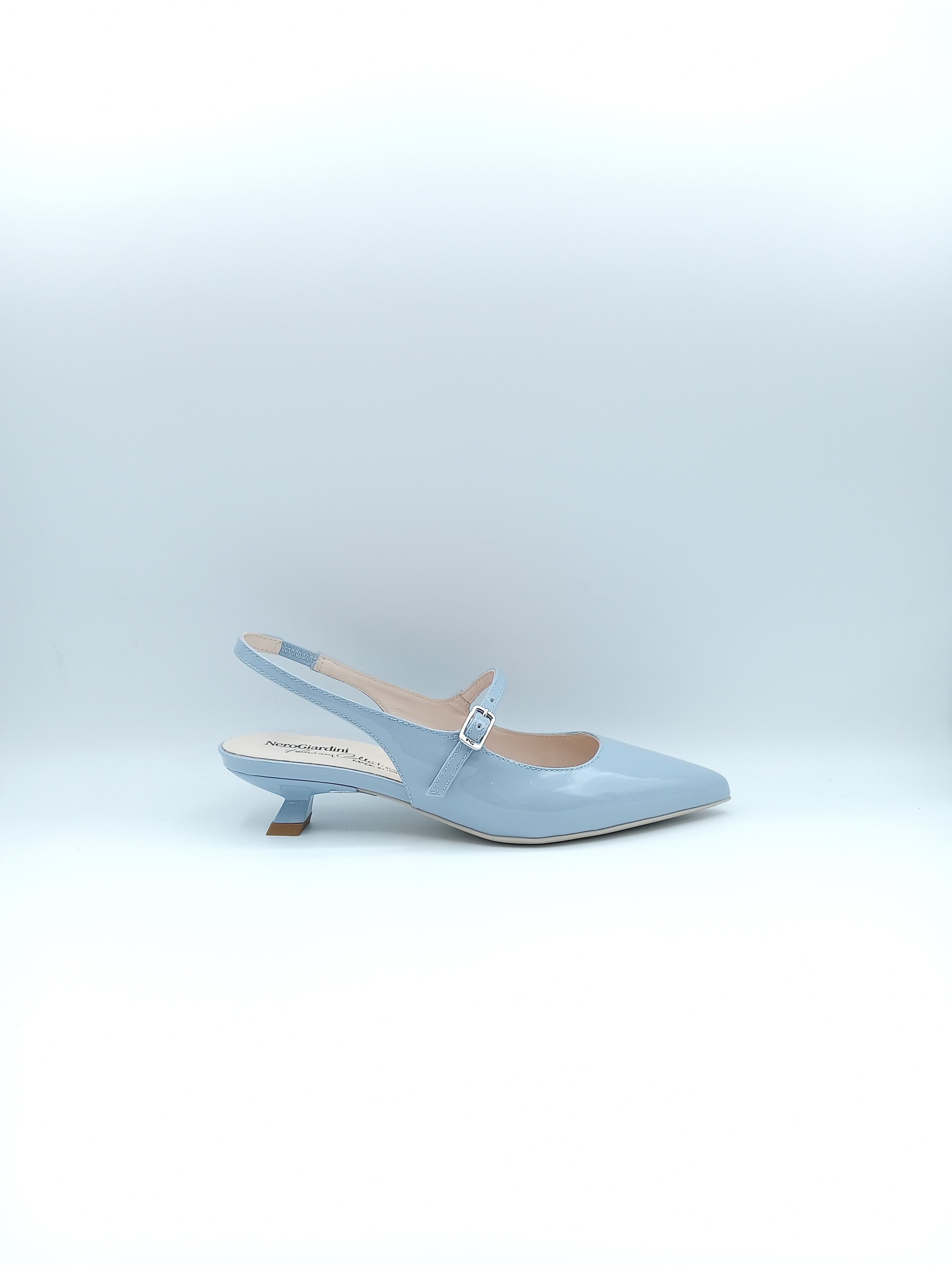 Slingback NeroGiardini in pelle vernice
