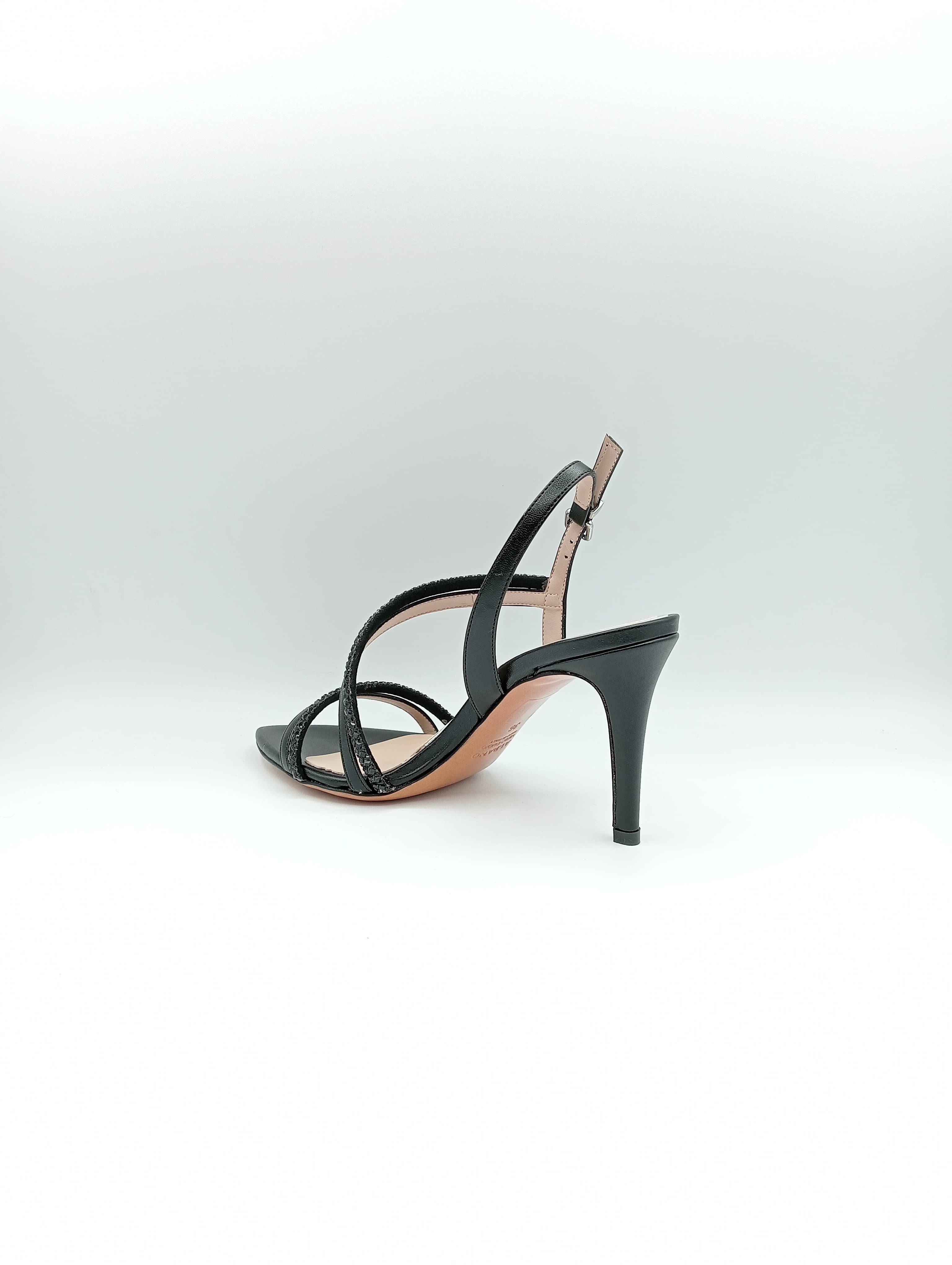 Sandali Albano color nero con cinturini brillanti e tacco alto da 9 cm.