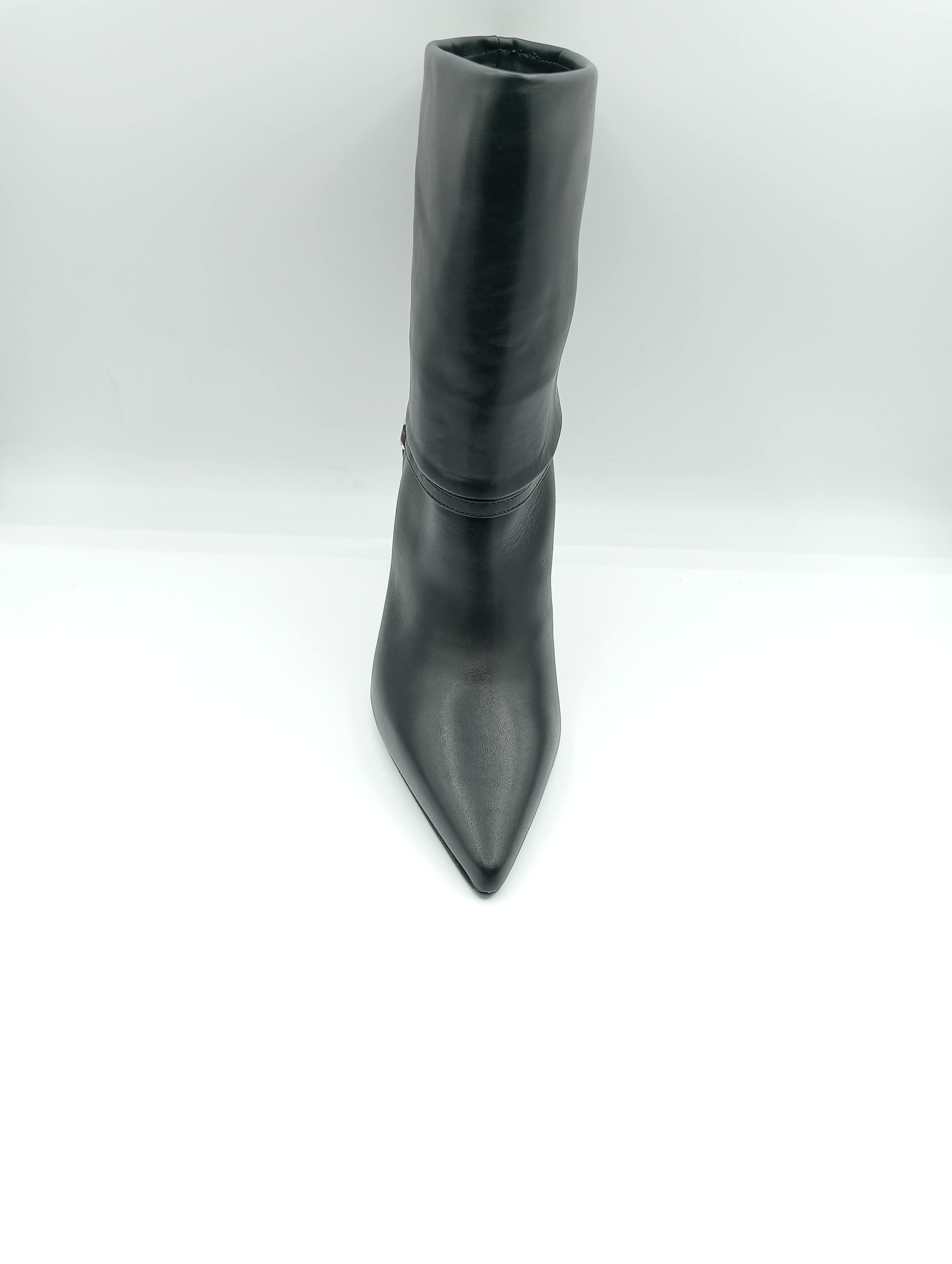 Stivaletto donna Albano in pelle con punta sfilata e tacco rocchetto 10 cm