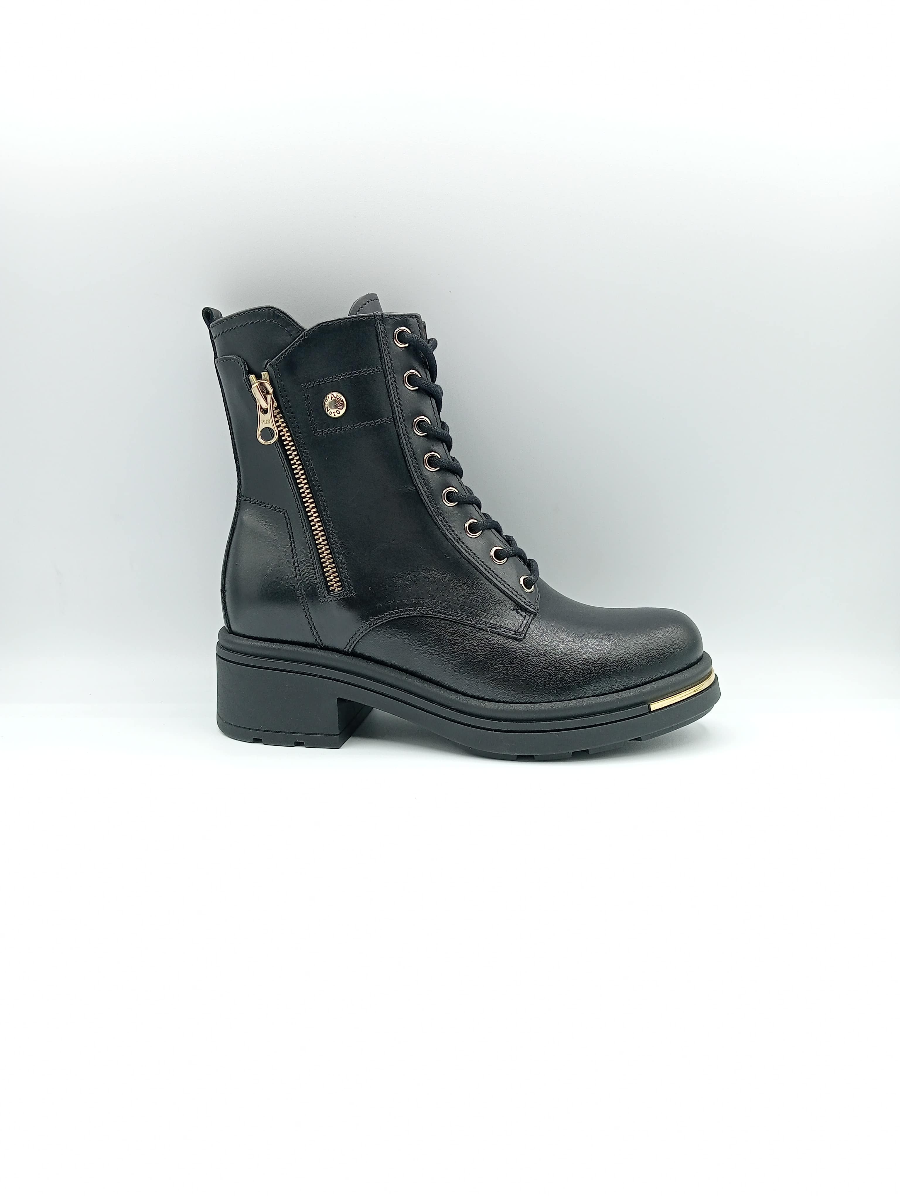 NeroGiardini Anfibio Donna Nero con Zip Oro e Finitura Metal – Comodo e di Tendenza