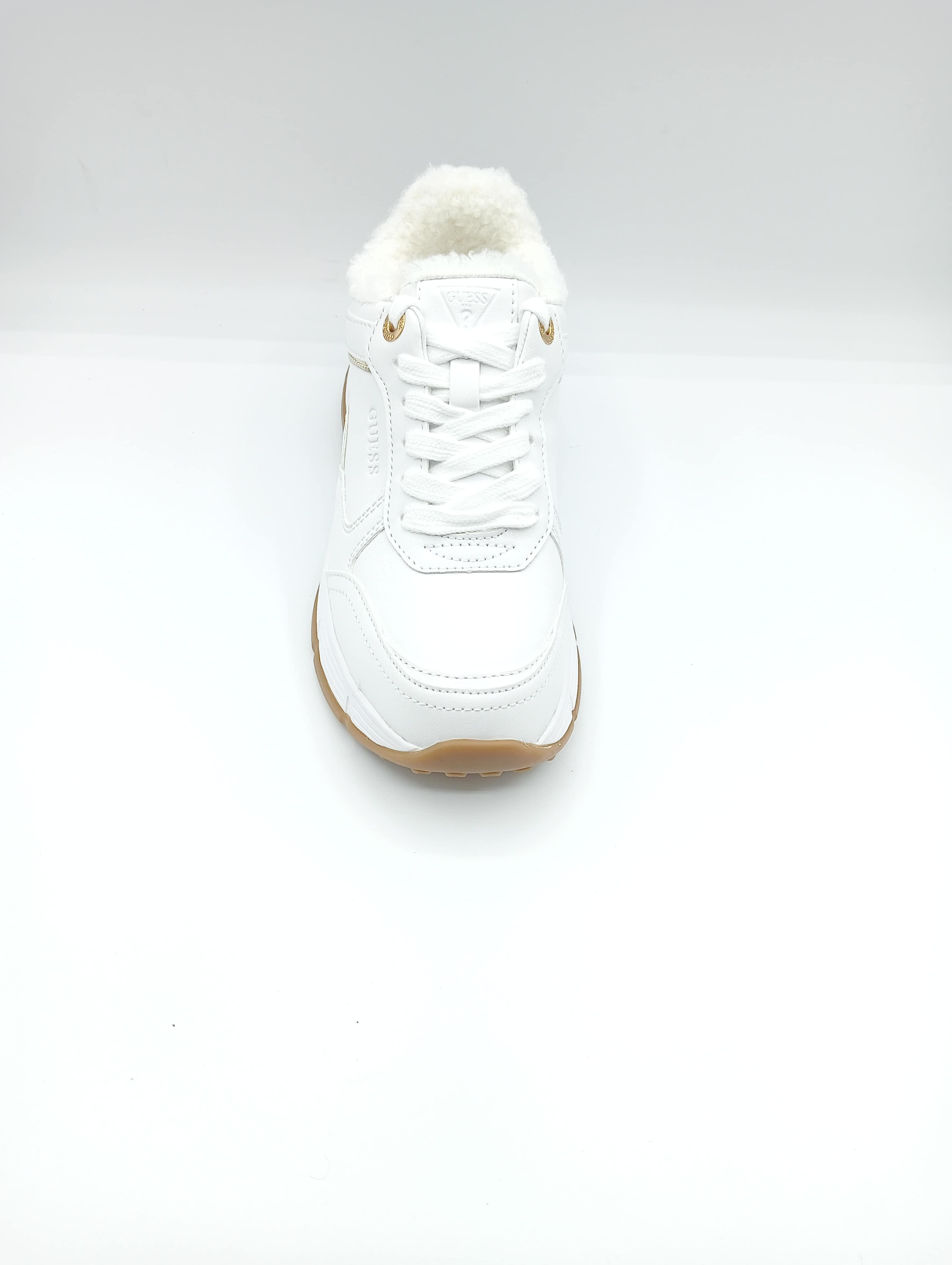 Sneakers GUESS bianche da donna con pelliccetta interna e dettagli oro