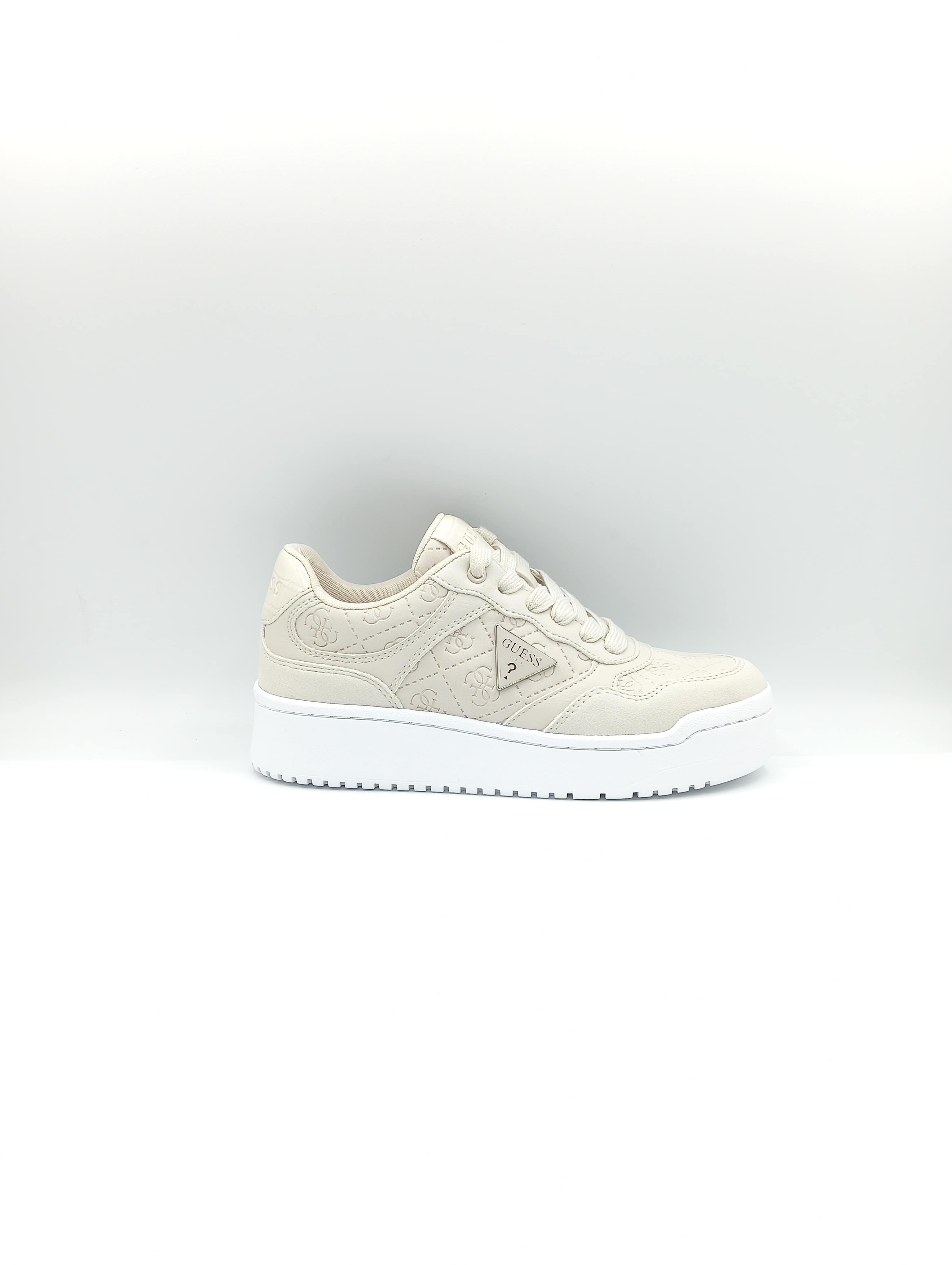 Sneakers Guess da donna in ecopelle avorio con monogramma e suola bianca