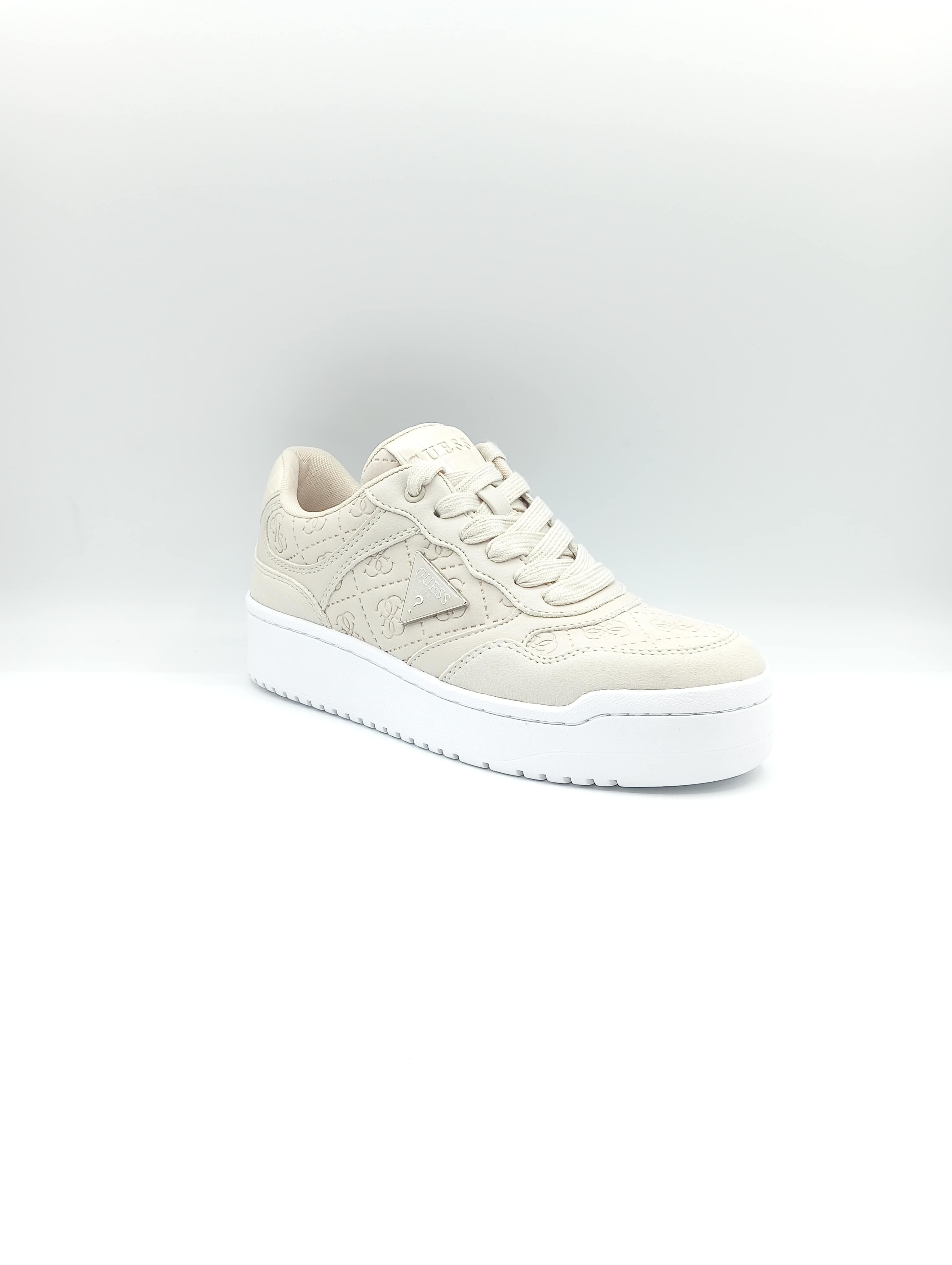 Sneakers Guess da donna in ecopelle avorio con monogramma e suola bianca