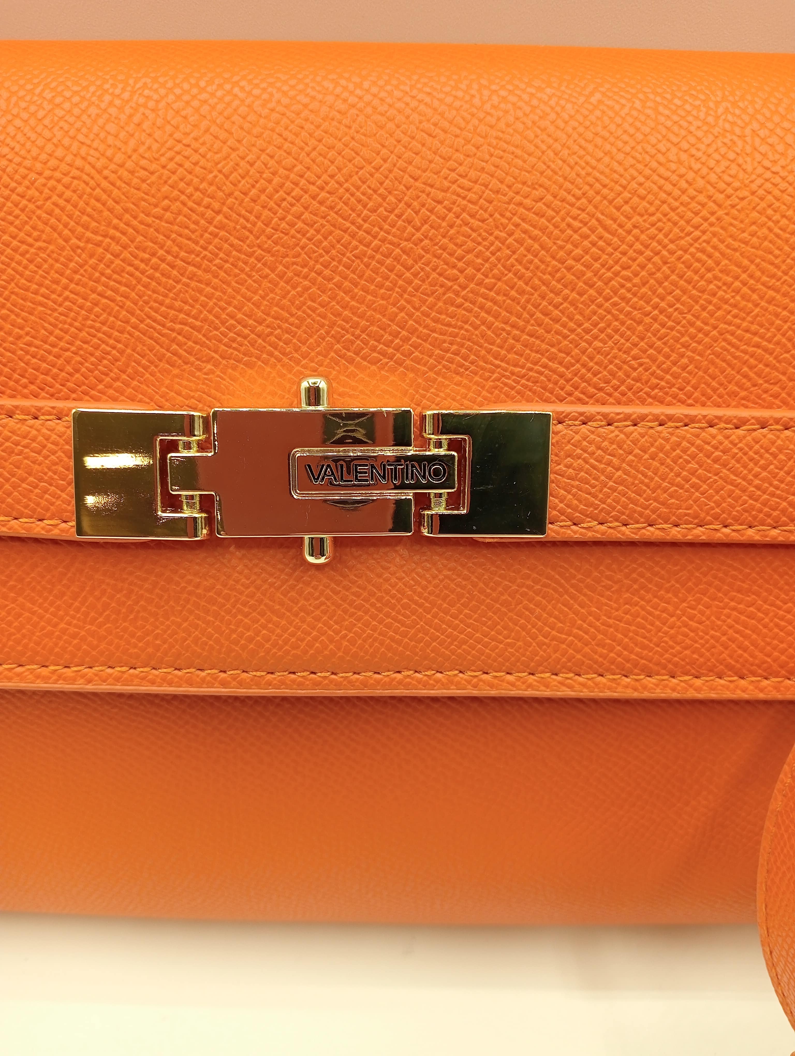 borsa donna arancione in ecopelle con chiusura gioiello